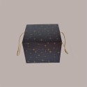 5 Pz Scatola per Confezioni Regalo Porta Panettone Basso Segreto in Carta Nero Grafica Stelle Oro 245x245H180mm [78a6f564]