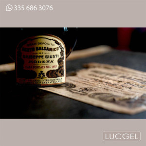 Aceto Balsamico 4 Medaglie Oro Giuseppe Giusti GIUSTI 250 Ml [33fe7bfe]