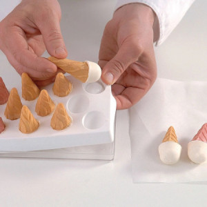 1 Pz Stampi KONO in Silicone Ideale per Creare Mini Gelati Dm 30H22 mm [e9827a88]