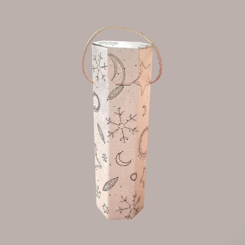 Scatola Astuccio Porta 1 Bottiglia 750 ml Vino e Olio esagonale con cordino in cartoncino grafica White 95x95H355mm 1 [ed12d764]