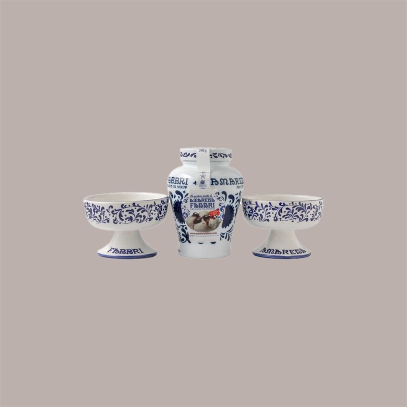 600 g Couvette Amarena in Latta con 2 Coppette in Ceramica Decorate Fabbri [ece44315]