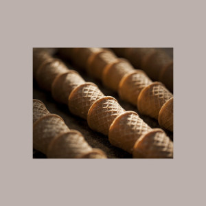 Box Porta Coni Rovesci con Interno e Coperchio Removibili Trasparente 25 x 24,5 h 25,5 cm [e9609762]