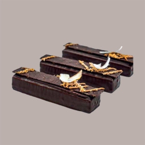 Vassoio Monoporzione Rettangolare Cartoncino Oro Nero Usa e Getta 9x5 cm 200 Pezzi [ec193986]