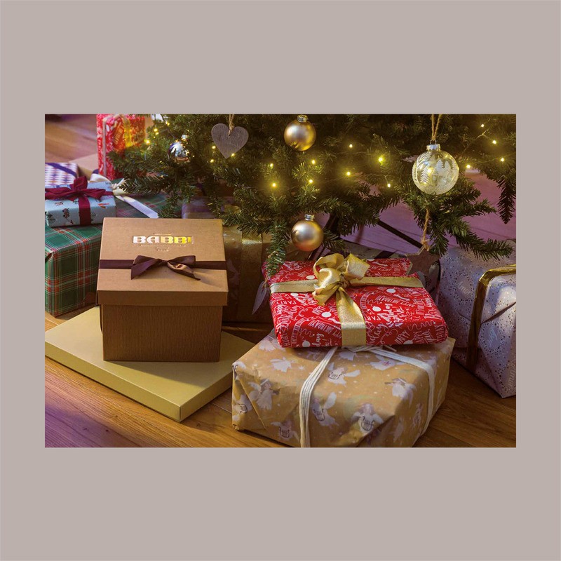 BABBI Babbini Waferini Assortiti, Cioccolatini al Latte e Fondente, Confezione Regalo in Latta da 600g, 55 Pezzi, 340 [be9976b7]