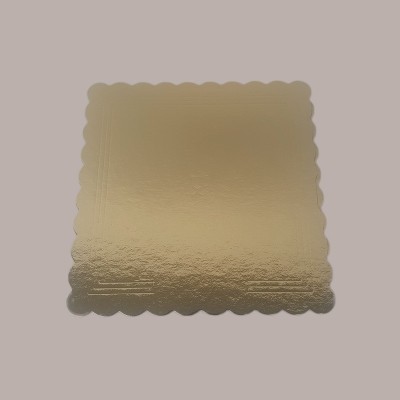 Sottotorta Vassoio Cartone Quadrato Bordo Smerlato Ala Oro Nero Usa e Getta 22x22 cm 10 Kg [309200f7]