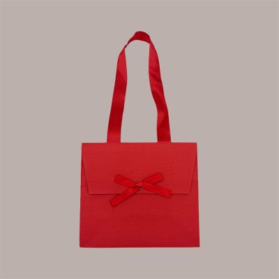 Borsa Carta Chiusura Velcro Rossa con nastro in raso 16+8x14 cm 10 Pezzi [91a6ded8]