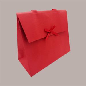 Borsa Carta Chiusura Velcro Rossa con nastro in raso 24+11x21 cm 10 Pezzi