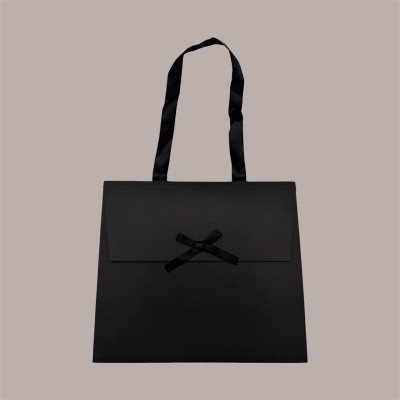 Borsa Carta Chiusura Velcro Nera con nastro in raso 24+11x21 cm 10 Pezzi [9fff6fdb]
