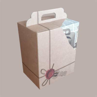 Scatola per Confezione Regalo Natale Porta Panettone Bottiglia Valigetta Piccola in Cartoncino Avana grafica Ceralacc [259b7ed3]