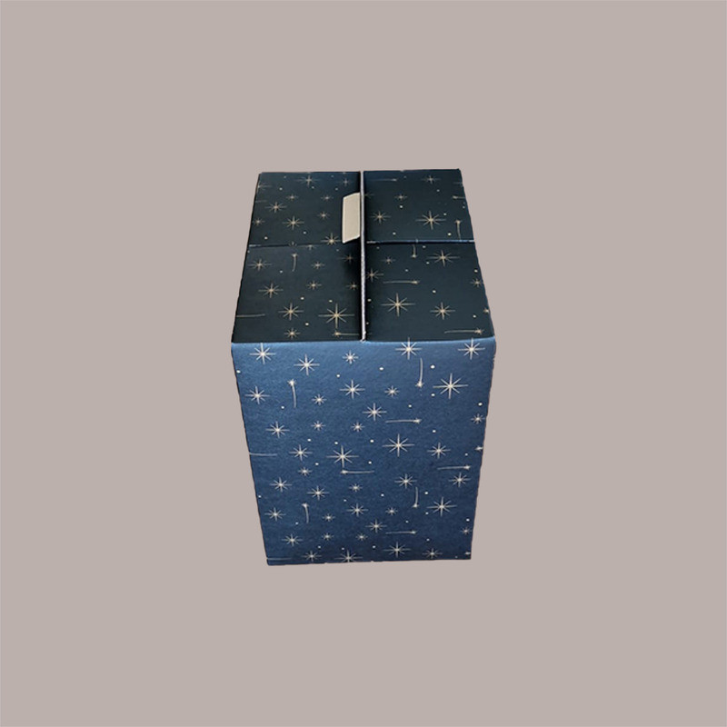 Scatola per Confezione Regalo Natale Porta Panettone Bottiglia Valigetta Piccola Cartoncino Nero grafica Stelle Oro 2 [50e37944]